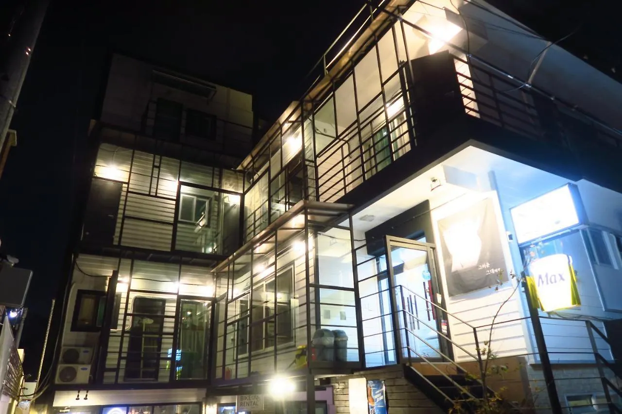 Guest house Inno Guesthouse & Bar Hongdae Seoul